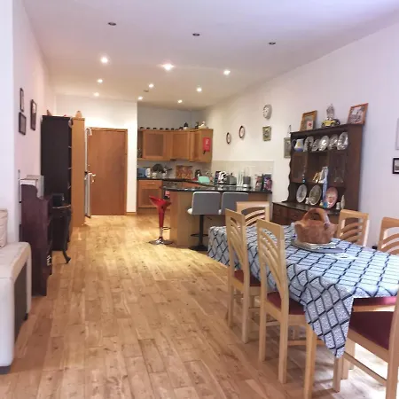 Ground Floor Slievemore Apartment *